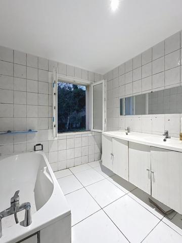 Maison familiale récente à Creil