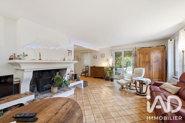 Maison à vendre 7 pièces 150 m² Aix-en-Provence