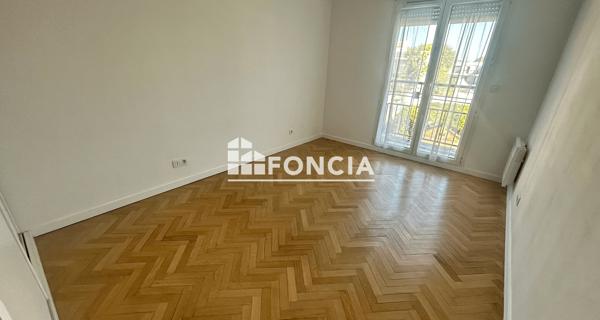 Location Appartement 2 pièces 51.83 m² - Châtenay-malabry 92290