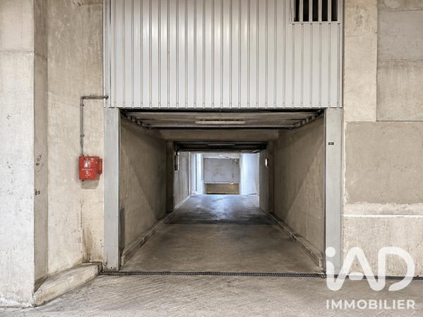 Parking à vendre 12 m² Paris 19