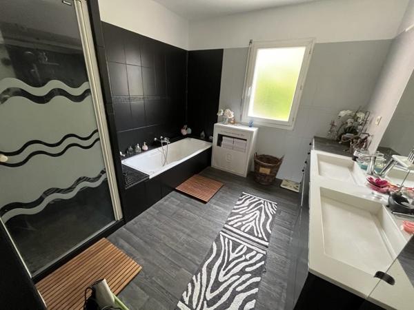 Maison à vendre 320 000 € Saint-Germain-les-Vergnes 5 p 110 m² DPE C
