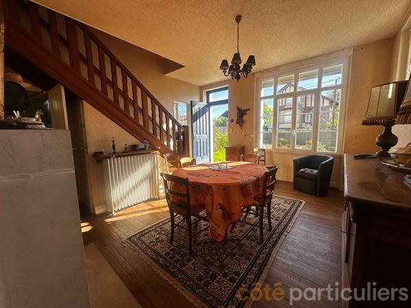Vente Maison92 m² - 4 Pièces - SAINT AMAND MONTROND (18200)