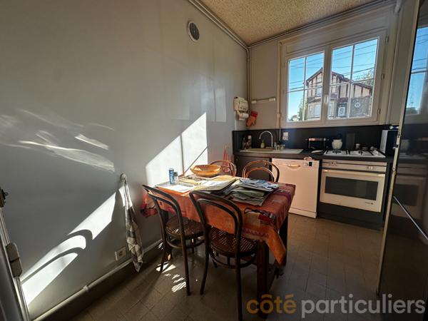 Vente Maison92 m² - 4 Pièces - SAINT AMAND MONTROND (18200)