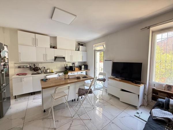 Appartement 3 pièces  55m2 à Charenton le pont avec jardin et 2 caves