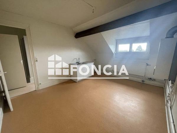 Location Appartement 2 pièces 82.8 m² - 25 AVENUE D'ARCHES Charleville-mezieres 08000