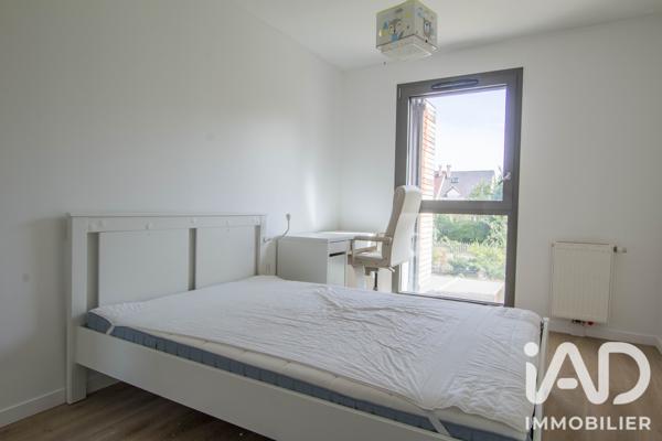 Location appartement 5 pièces 94,4 m² Guyancourt