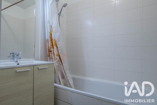 Location appartement 5 pièces 94,4 m² Guyancourt