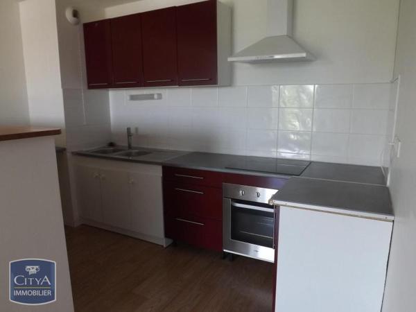 Appartement à louer 4 pièces 93.75m² Longueau (80330)