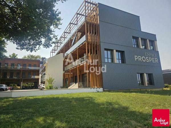 BEAUCOUZE BUREAUX DE 89 M² à louer