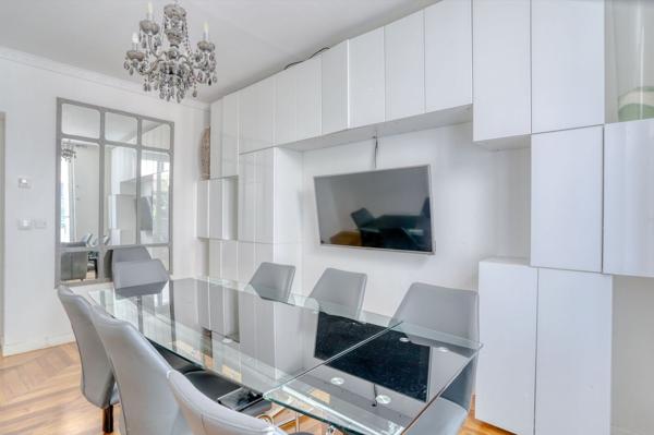 Bureaux à louer 40m² Paris environnement dynamique transports immédiats