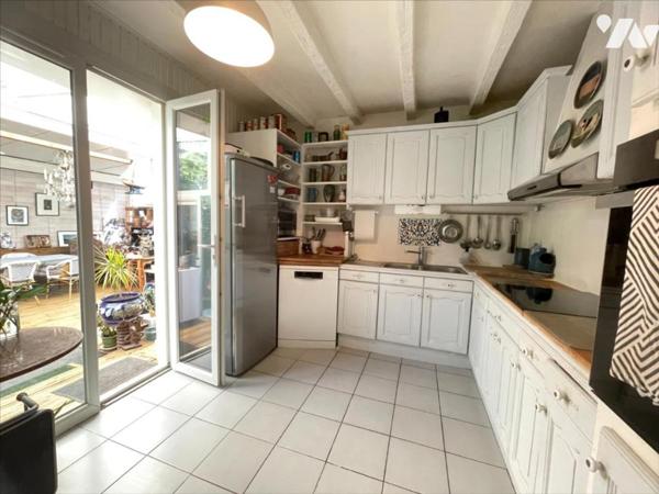 Maison familiale 8 pièces 191m²