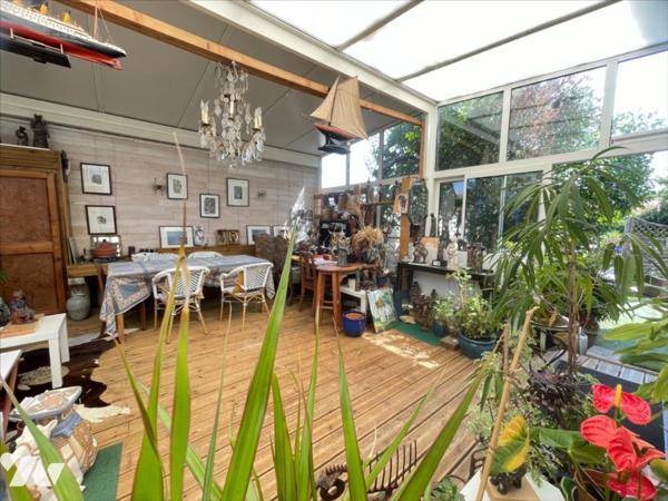 Maison familiale 8 pièces 191m²