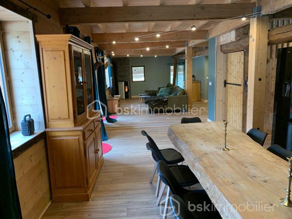 Immeuble mixte de 885 m²