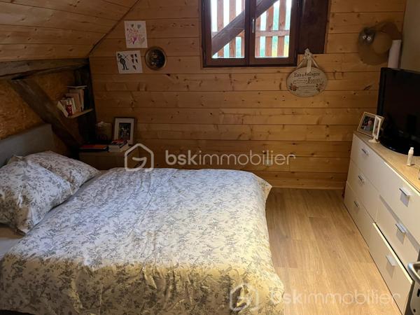 Immeuble mixte de 885 m²