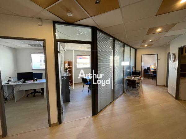 Bureaux à vendre à Nîmes secteur Jean Jaurès avec 4 places parking