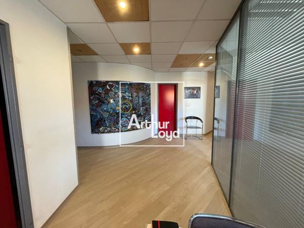 Bureaux à vendre à Nîmes secteur Jean Jaurès avec 4 places parking