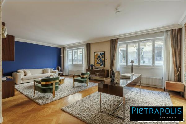 Rare à Bellecour – Appartement familial de 151 m² à rénover
