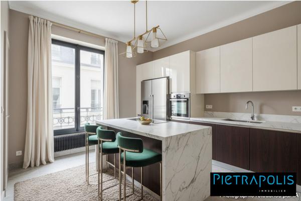 Rare à Bellecour – Appartement familial de 151 m² à rénover