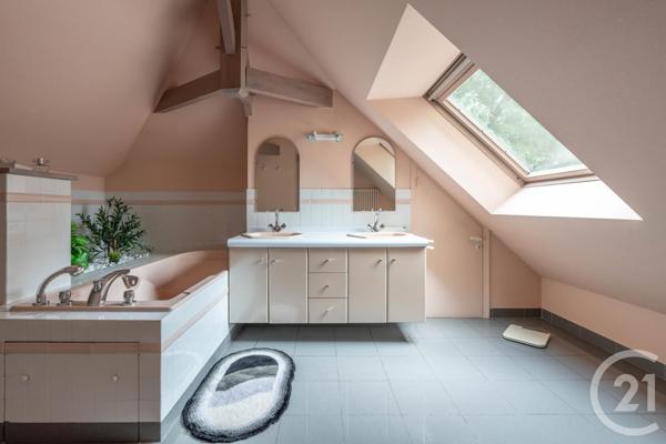 Maison à vendre  9 pièces - 252 m2 CHAMPIGNY SUR MARNE - 94