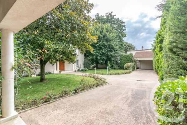 Maison à vendre  9 pièces - 252 m2 CHAMPIGNY SUR MARNE - 94