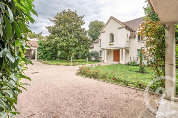 Maison à vendre  9 pièces - 252 m2 CHAMPIGNY SUR MARNE - 94
