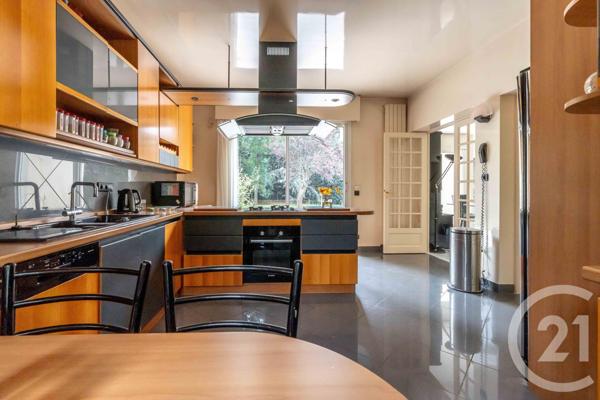 Maison à vendre  9 pièces - 252 m2 CHAMPIGNY SUR MARNE - 94