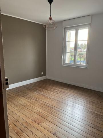 A LOUER  BELLE MAISON A HARGICOURT 02