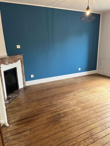 A LOUER  BELLE MAISON A HARGICOURT 02