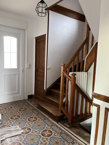 A LOUER  BELLE MAISON A HARGICOURT 02