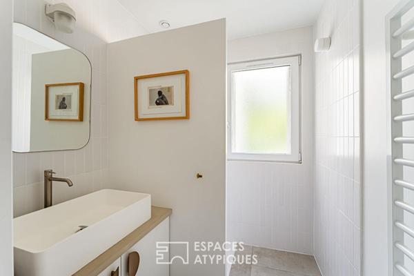 Maison de ville au design épuré et terrasse secrète à Malakoff
