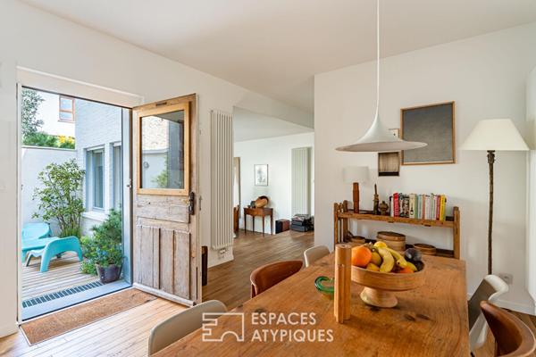 Maison de ville au design épuré et terrasse secrète à Malakoff