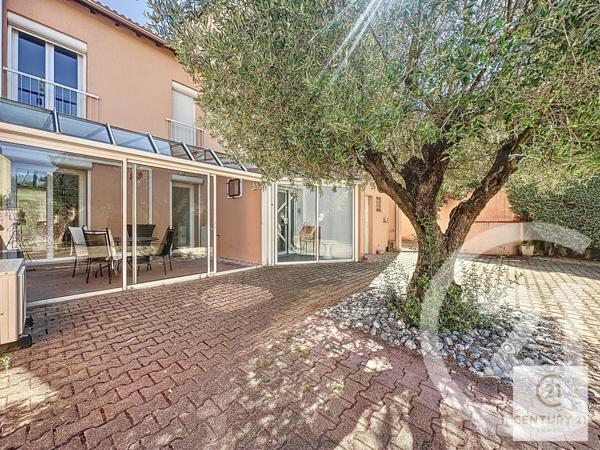 Maison à vendre  9 pièces - 196,39 m2 LE CRES - 34