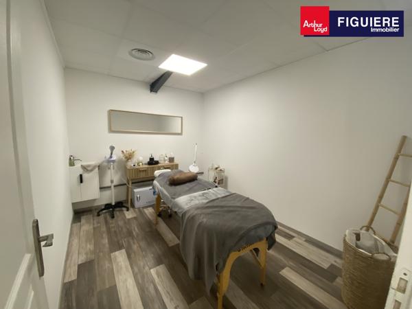 BUREAUX 90 M² A LOUER PELISSANNE
