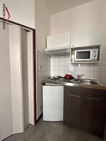 STUDIO MEUBLE - JAY DE BEAUFORT - JAY DE BEAUFORT ...