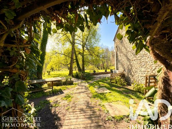 Maison à vendre 5 pièces 214 m² Rochefort-en-Yvelines