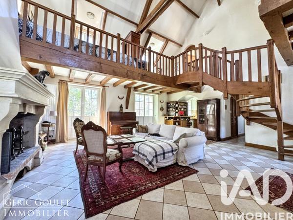 Maison à vendre 5 pièces 214 m² Rochefort-en-Yvelines