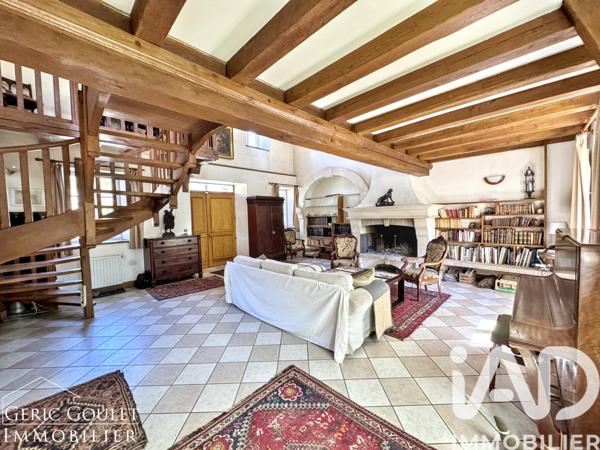 Maison à vendre 5 pièces 214 m² Rochefort-en-Yvelines