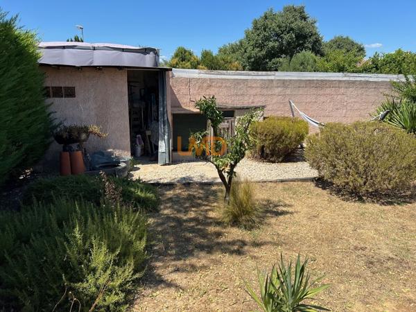 Villa de plain pied 1ère mise en vente jardin arboré