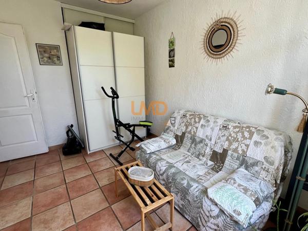 Villa de plain pied 1ère mise en vente jardin arboré