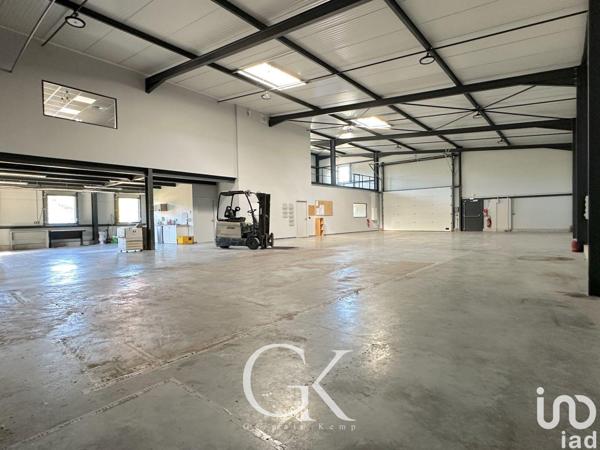 Murs commerciaux  à vendre 550 m² Saint-Clair-de-la-Tour