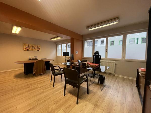 A VENDRE - LE HAVRE - PALAIS DE JUSTICE - BUREAUX - 253 m²