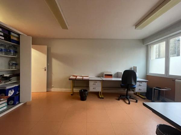 A VENDRE - LE HAVRE - PALAIS DE JUSTICE - BUREAUX - 253 m²