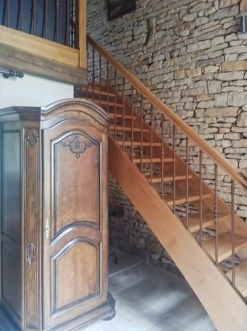 Maison de charme en pierre au calme