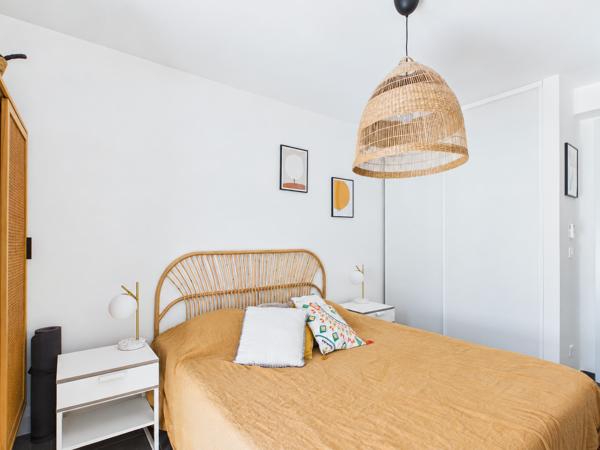 Appartement
         3 pièces
        - 80 m² 399 000 €*