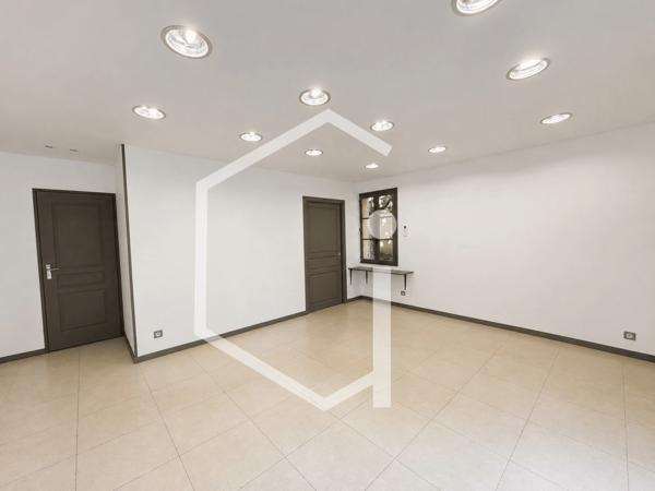 Immeuble 65 m² 1 etage(s)