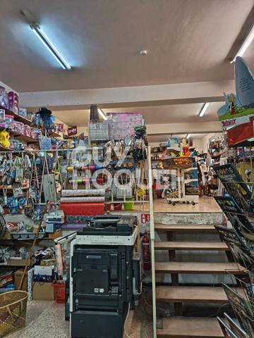 Boutique polyvalente au coeur de la ville - Belle opportunité