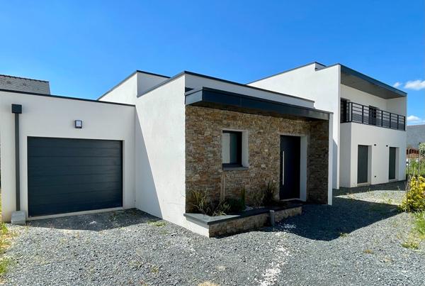 Brissac-Quincé - maison récente avec 4 chambres - jardin et garage à seulement 23 minutes de la Gare d'Angers