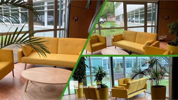 Bureaux à louer à Ecully avec parking et terrasse commune aménagée