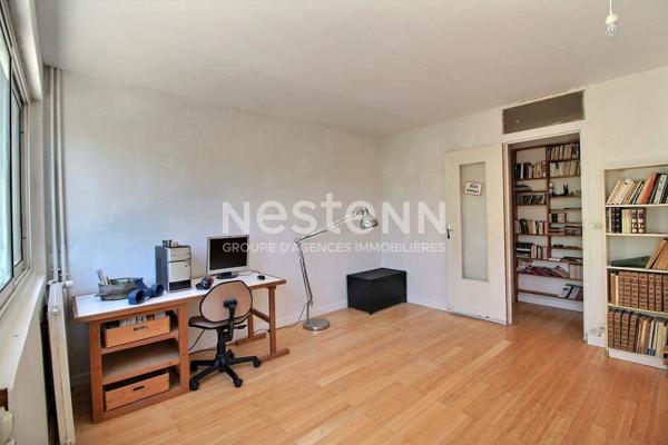 Maison Massy 160 m² habitables édifiée sur terrain représentant 365 m²