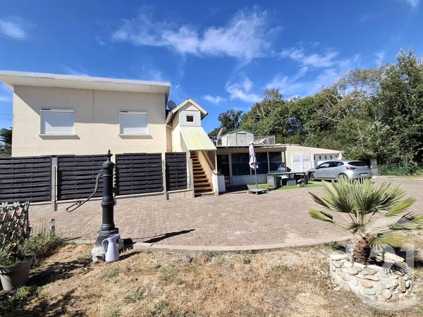 Maison à vendre  6 pièces - 135 m 2   JULLOUVILLE  - 50